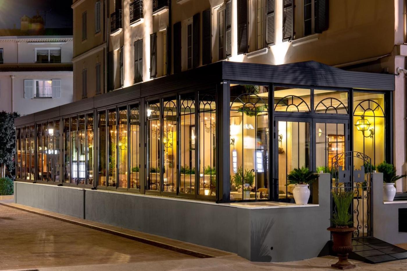 סנרי-סור-מר Hotel Restaurant De La Tour מראה חיצוני תמונה